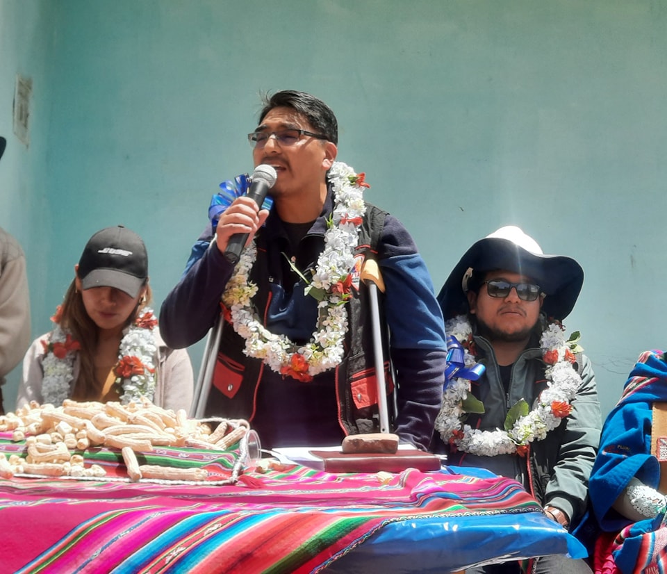 ENTREGA DE MURO PERIMETRAL EN CENTRO DE SALUD DE CHACOMA CON MIRAS A LA ACREDITACIÓN