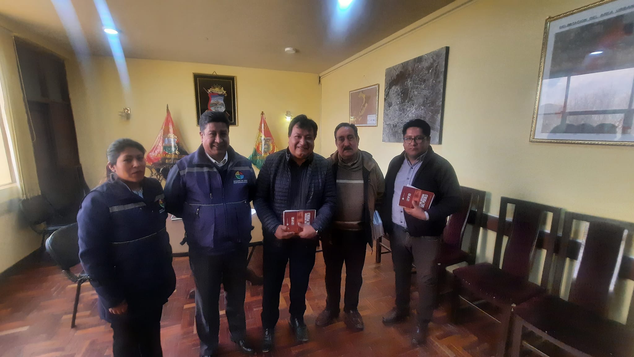 GOBIERNO MUNICIPAL ENTABLA REUNIONES CON DEFENSORIA DEL PUEBLO PARA AMPLIAR RANGO DE ATENCIÓN EN TEMAS DE DERECHOS HUMANOS EN EL MUNICIPIO