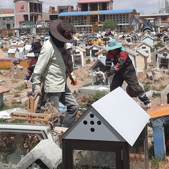 GOBIERNO MUNICIPAL DE VIACHA REALIZA REFACCIÓN DEL CEMENTERIO PARA FESTIVIDAD DE TODOS SANTOS