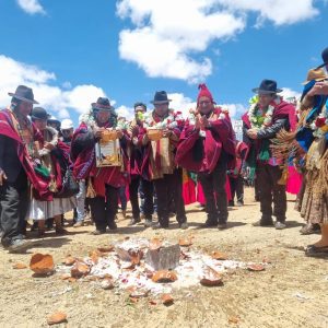 INICIA CONSTRUCCIÓN DE TRAMO JALSURI-POCOHOTA QUE UNIRÁ CARRETERA A ORURO CON VIACHA