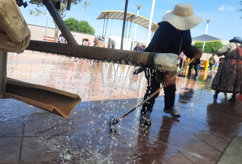 INTENDENCIA MUNICIPAL REALIZA LIMPIEZA DEL CEMENTERIO GENERAL TRAS FESTIVIDAD DE TODOS SANTOS.