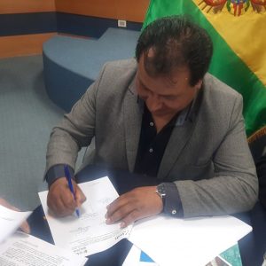 GOBIERNO MUNICIPAL GESTIONA FINANCIAMIENTO PARA CONSTRUIR VÍA JACHA TUPHO