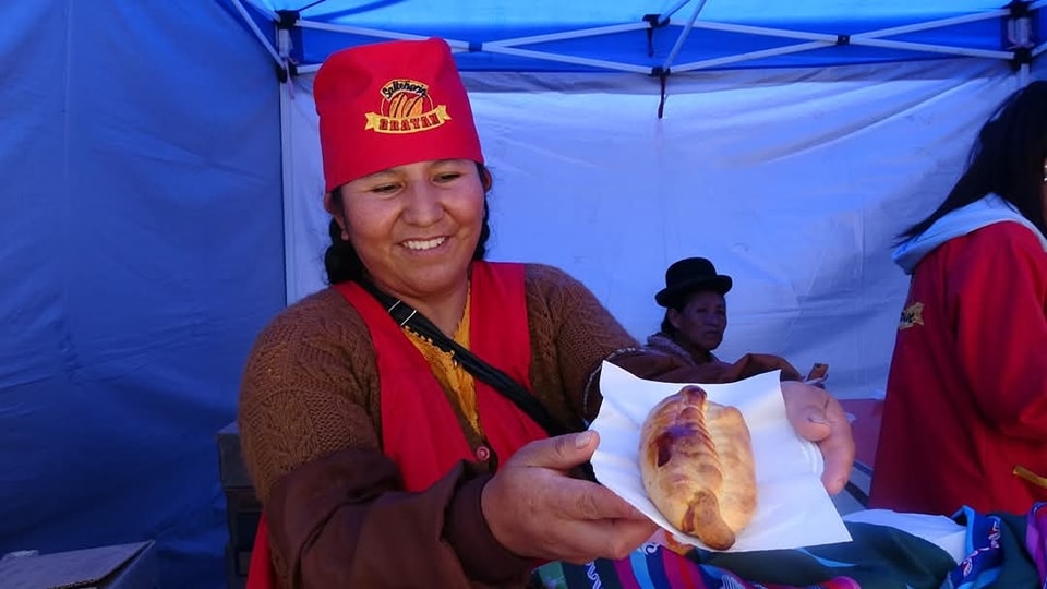 TERCER FESTIVAL DE LA SALTEÑA EN VIACHA REÚNE A PASTELERÍAS QUE LLEVAN GENERACIONES EN ESTE ARTE