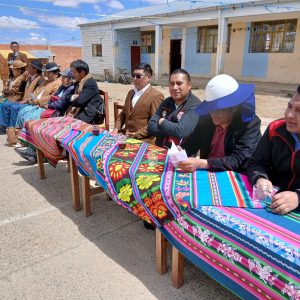 Se hizo entrega de la primera fase de construcción de 4 aulas en la Unidad Educativa Tilata Don Bosco, del distrito 7 de Viacha. La comunidad estudiantil espera su conclusión para atender las necesidades de dicho establecimiento.